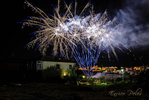 Enrico Pelos - FIREWORKS IN THE GARDEN Enrico Pelos - FIREWORKS IN THE GARDEN