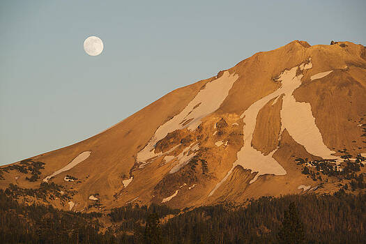 Kevin Schafer - Full Moon Rising Mt Lassen California Kevin Schafer - Full Moon Rising Mt Lassen California
