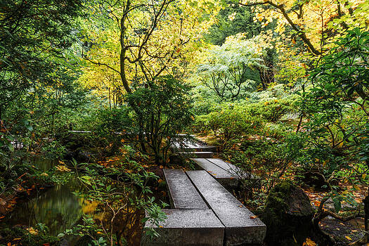 Wes and Dotty Weber - Garden Walkway Wes and Dotty Weber - Garden Walkway