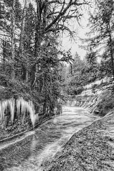 Paul W Sharpe Aka Wizard of Wonders - Kanaka Creek Icicles Paul W Sharpe Aka Wizard of Wonders - Kanaka Creek Icicles