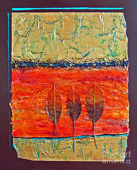 Phyllis Howard - Organic with Three Leaves Phyllis Howard - Organic with Three Leaves