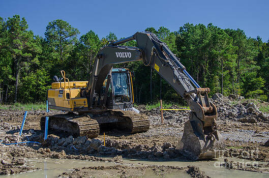 Dale Powell - Playing in the Mud Dale Powell - Playing in the Mud