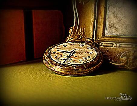 Guy Hoffman - Pocket Watch Guy Hoffman - Pocket Watch