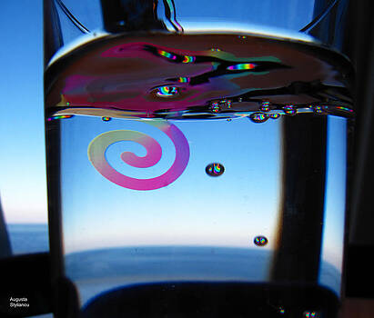 Augusta Stylianou - Sea and Circles in the Glass Augusta Stylianou - Sea and Circles in the Glass