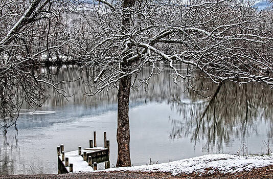 Lara Ellis - Shenandoah Winter Serenity Lara Ellis - Shenandoah Winter Serenity