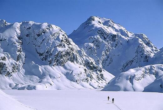 Colin Monteath - Skiers Cross Frozen Lake Harris Colin Monteath - Skiers Cross Frozen Lake Harris