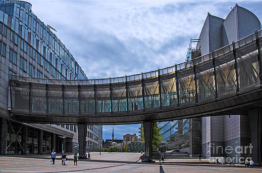 Pravine Chester - Skywalks Pravine Chester - Skywalks