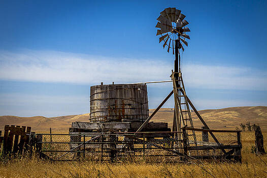 Bruce Bottomley - Windmill Water Pump Station Bruce Bottomley - Windmill Water Pump Station