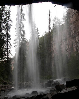 Jason Turuc - Behind the Falls2 Jason Turuc - Behind the Falls2