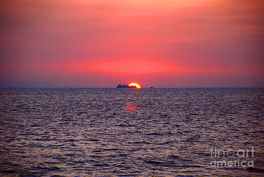 Pravine Chester - Sunset at Colombo Pravine Chester - Sunset at Colombo