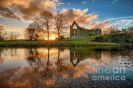 Mariusz Talarek - Golden hour by the River Wharfe Mariusz Talarek - Golden hour by the River Wharfe
