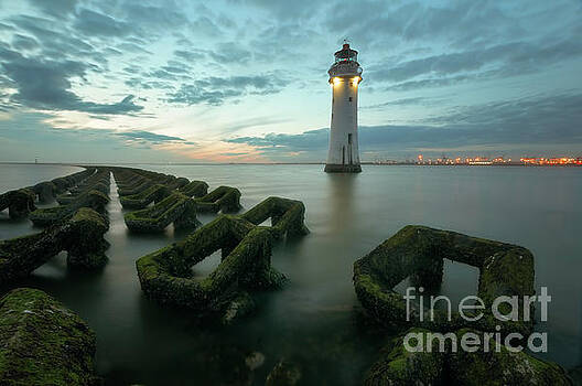 Mariusz Talarek - New Brighton lighthouse Mariusz Talarek - New Brighton lighthouse