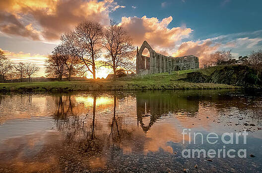 Mariusz Talarek - Golden hour by the River Wharfe Mariusz Talarek - Golden hour by the River Wharfe