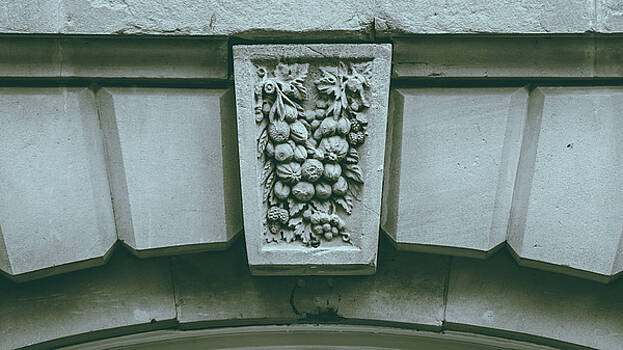 Jacek Wojnarowski - Decorative Keystone Architecture Details H Jacek Wojnarowski - Decorative Keystone Architecture Details H