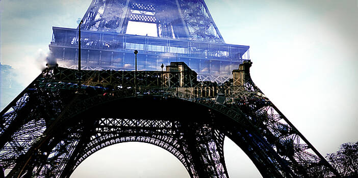 Cyril Jayant - Eiffel Tower in Panoramic View. Cyril Jayant - Eiffel Tower in Panoramic View.