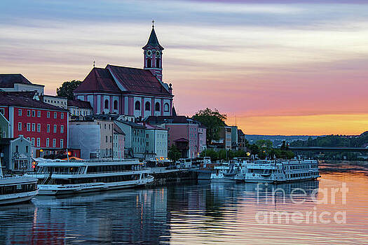 Bob Phillips - Evening Color in Passau Bob Phillips - Evening Color in Passau