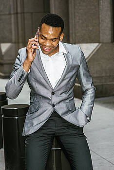 Alexander Image - Happy African American Businessman working in New York 15082322 Alexander Image - Happy African American Businessman working in New York 15082322
