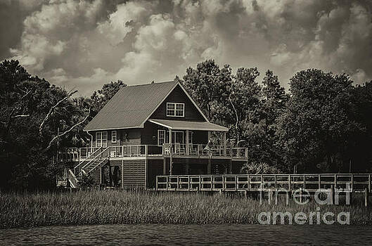 Dale Powell - Island Living along the ICW Dale Powell - Island Living along the ICW