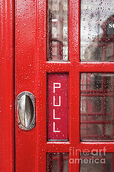 Benjamin Harte - London telephone box Benjamin Harte - London telephone box