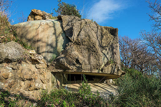 Enrico Pelos - MONTE MORO BUNKERS - BUNKERs MONTE MORO Enrico Pelos - MONTE MORO BUNKERS - BUNKERs MONTE MORO