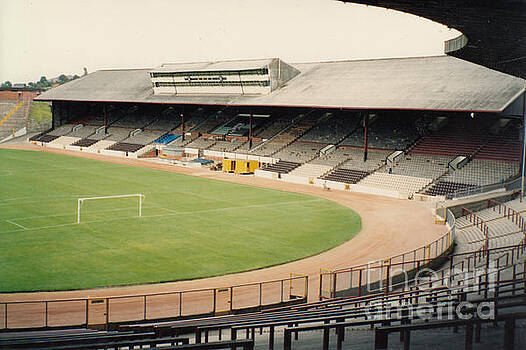 Legendary Football Grounds Artwork Collection: Hampden Park