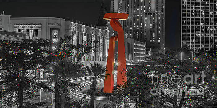 Michael Tidwell - San Antonio La Antorcha de la Amistad Sculpture in Selective Color Michael Tidwell - San Antonio La Antorcha de la Amistad Sculpture in Selective Color