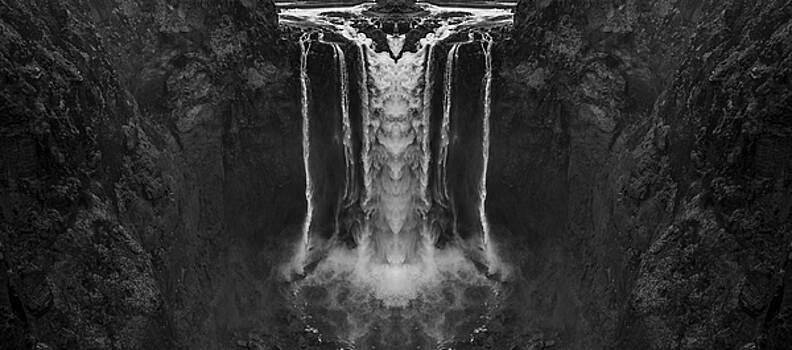 Pelo Blanco Photo - Snoqualmie Falls Black and White Reflection Pelo Blanco Photo - Snoqualmie Falls Black and White Reflection