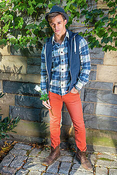 Alexander Image - Young Man Waiting for You Alexander Image - Young Man Waiting for You