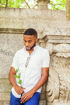 Alexander Image - Young African American Man with beard missing you in New York 17052120 Alexander Image - Young African American Man with beard missing you in New York 17052120