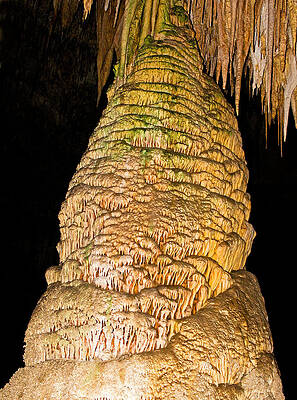 Wall Art - Photograph - Column Formation In Carlsbad Caverns #1 by Millard H. Sharp