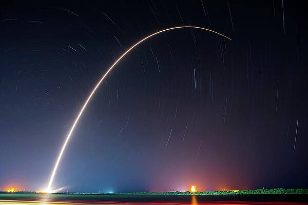 Wall Art - Photograph - Falcon 9 Rocket Launch By Spacex #1 by Science Photo Library