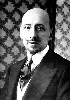 Wall Art - Photograph - Gabriele D'annunzio #1 by Science Photo Library