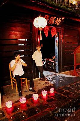 Hoi An's lanterns by Minh Nhat Trinh