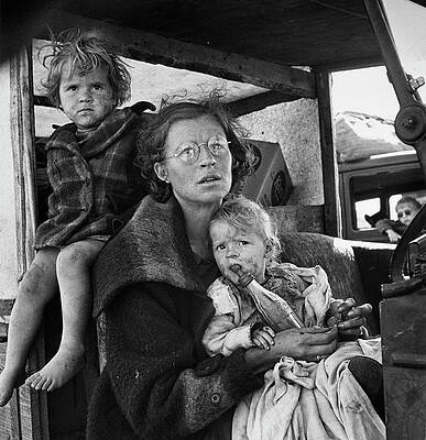 Wall Art - Photograph - Mother And Child, 1939 #1 by Granger