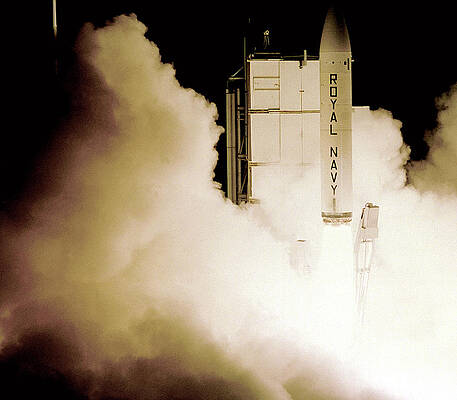 Wall Art - Photograph - Polaris Nuclear Missile Launch #1 by Science Photo Library