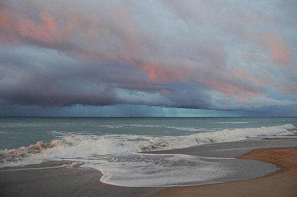 Storms Comin' by Mim White Storms Comin' by Mim White