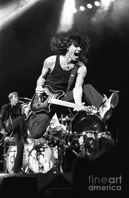 Wall Art - Photograph - Eddie Van Halen - Van Halen  #13 by Concert Photos