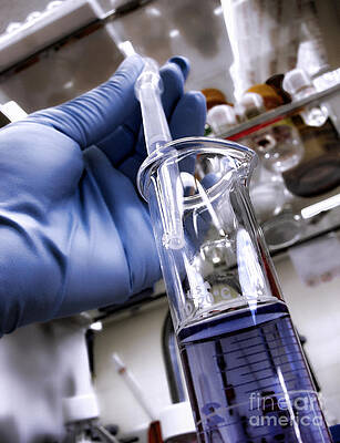 Wall Art - Photograph - Laboratory Experiment in Science Research Lab #12 by Science Research Lab