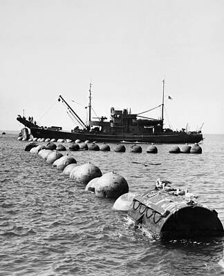 Wall Art - Photograph - World War II: Torpedo Net #2 by Granger