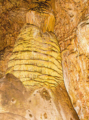 Wall Art - Photograph - Column Formation In Carlsbad Caverns #3 by Millard H. Sharp