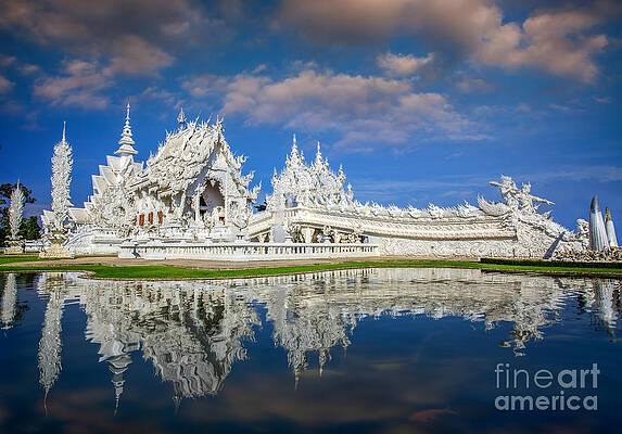 Wall Art - Photograph - Rong Khun temple #3 by Anek Suwannaphoom
