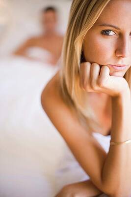 Wall Art - Photograph - Relationship Trouble #5 by Science Photo Library