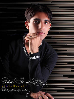 Abdollah Hamodzadeh - Lines by AHK by Abdollah Hamodzadeh