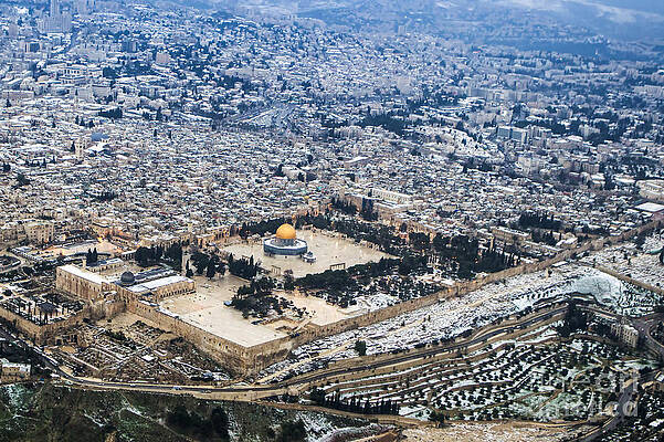 Wall Art - Photograph - Aerial view of the Dome of the Rock by Nir Ben-Yosef