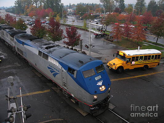 Wall Art - Photograph - Amtrak 122 in Salem by James B Toy