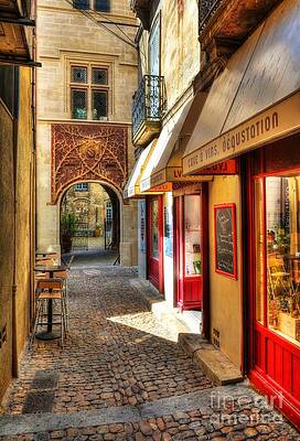 An Alley In Avignon by Mel Steinhauer An Alley In Avignon by Mel Steinhauer