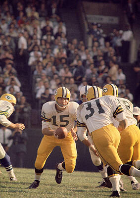 Wall Art - Photograph - Bart Starr Hands Off To Jim Taylor by Retro Images Archive