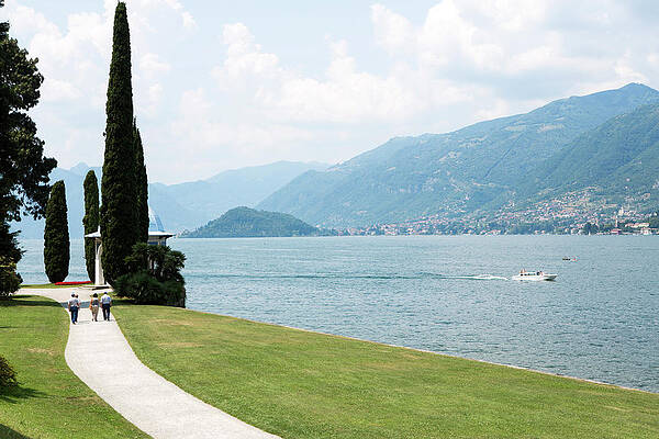 Bellagio, Lake Como, Lombardy, Italy Print by Tim E White