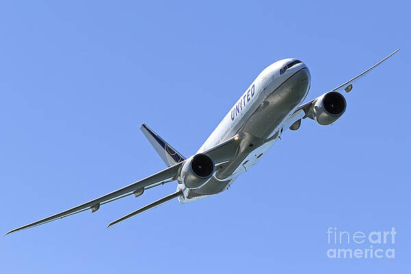 Boeing Triple Seven by Rick Pisio Boeing Triple Seven by Rick Pisio