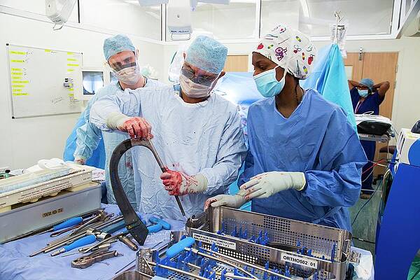 Wall Art - Photograph - Bone Surgery Tool by Science Photo Library